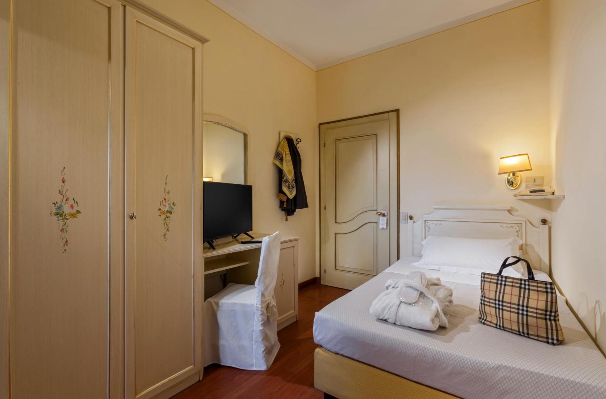 Hotel Terme Patria Abano Terme Buitenkant foto