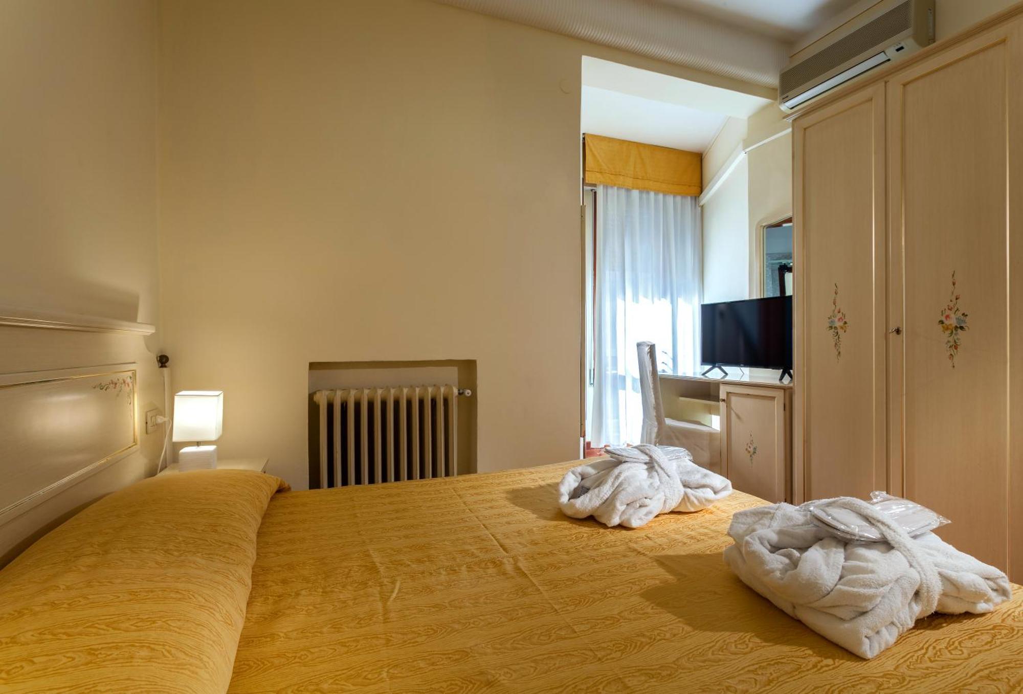 Hotel Terme Patria Abano Terme Buitenkant foto