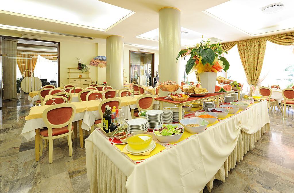 Hotel Terme Patria Abano Terme Buitenkant foto